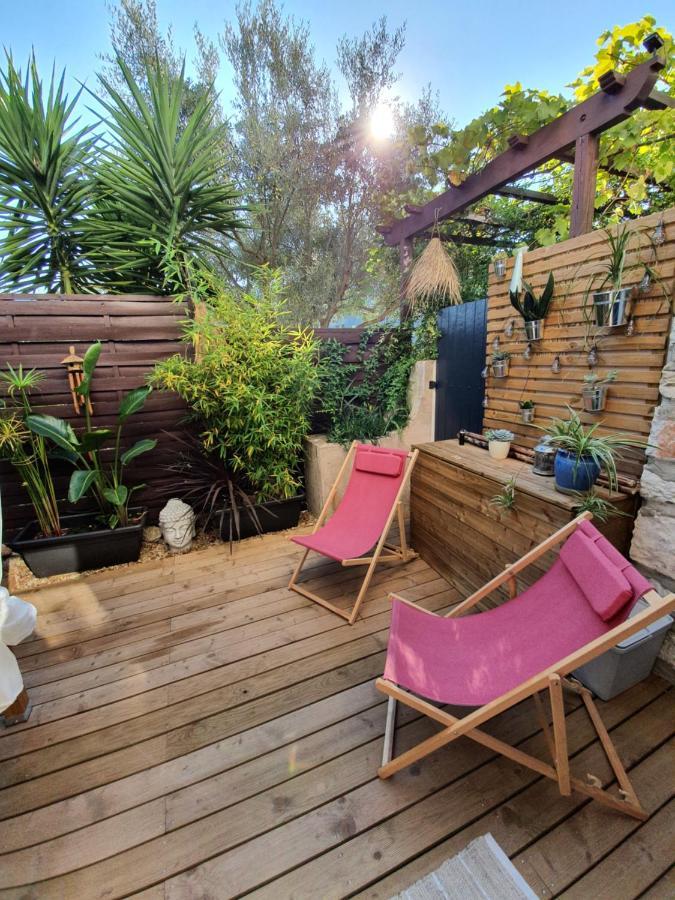 Une Nuit A Bali - Appartement Cocooning Sollies-Toucas Ngoại thất bức ảnh