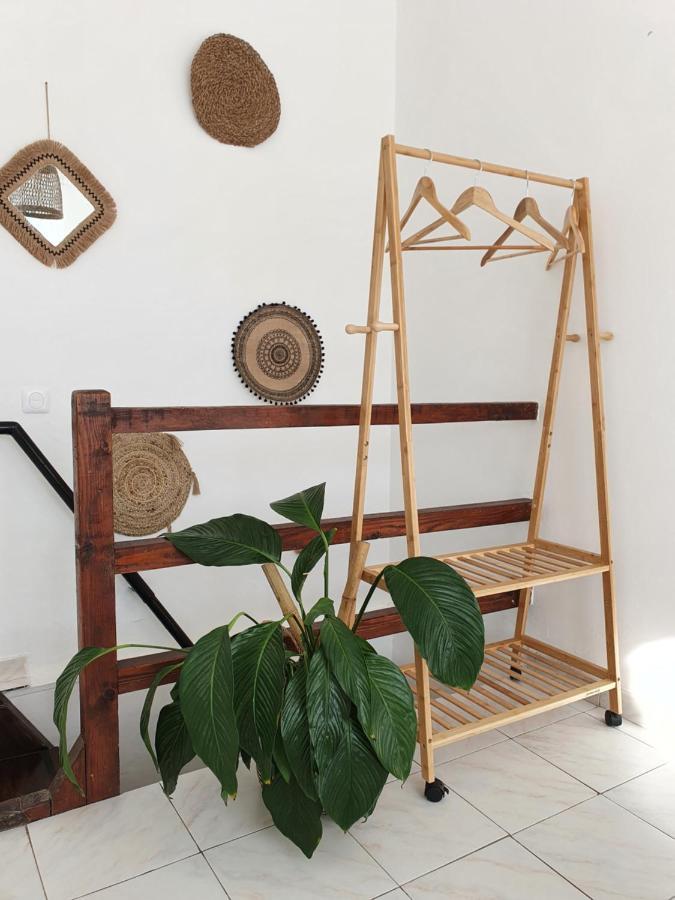 Une Nuit A Bali - Appartement Cocooning Sollies-Toucas Ngoại thất bức ảnh