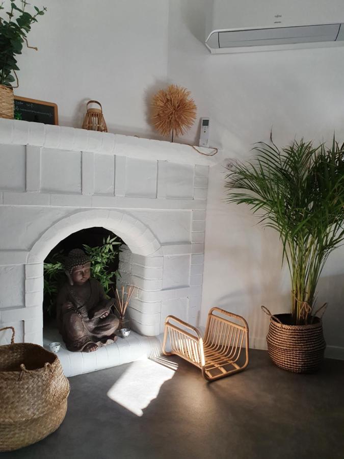 Une Nuit A Bali - Appartement Cocooning Sollies-Toucas Ngoại thất bức ảnh